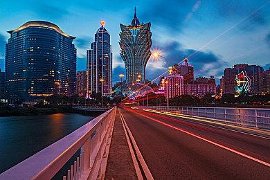 《无人深空》带来克系远征更新：诅咒  激战浮空生物，闯入克系禁域！